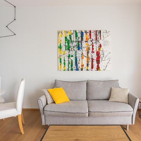 Suite 51 Appartamento Con Terrazzo A 50 Mt Dal Lago - Private Parking (Adults Only) Arona Exteriér fotografie