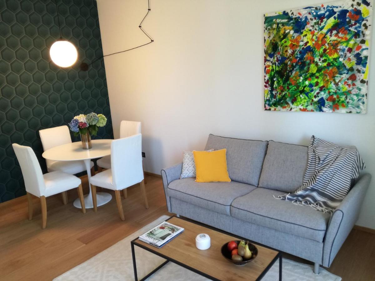 Suite 51 Appartamento Con Terrazzo A 50 Mt Dal Lago - Private Parking (Adults Only) Arona Exteriér fotografie
