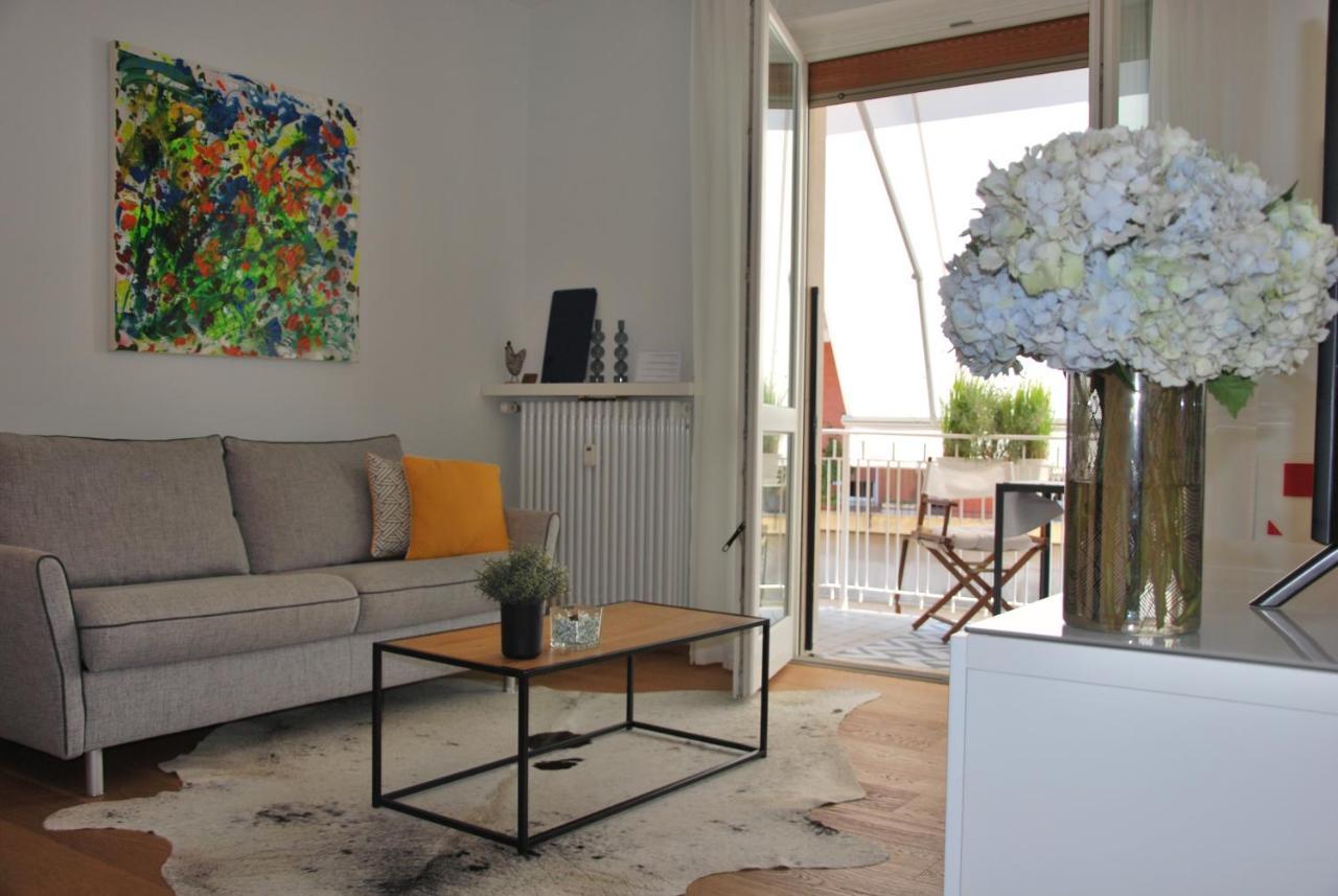 Suite 51 Appartamento Con Terrazzo A 50 Mt Dal Lago - Private Parking (Adults Only) Arona Exteriér fotografie