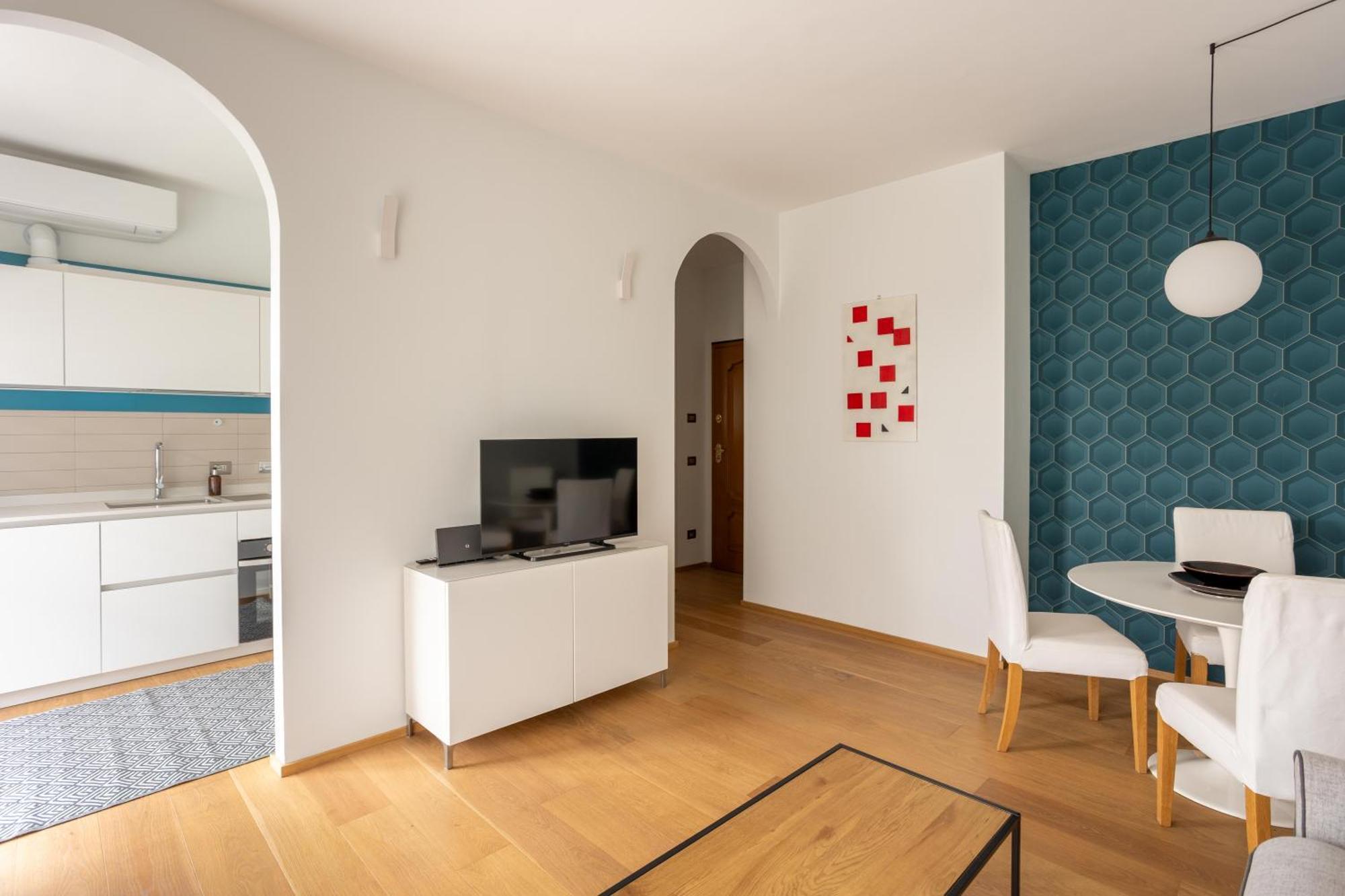 Suite 51 Appartamento Con Terrazzo A 50 Mt Dal Lago - Private Parking (Adults Only) Arona Exteriér fotografie