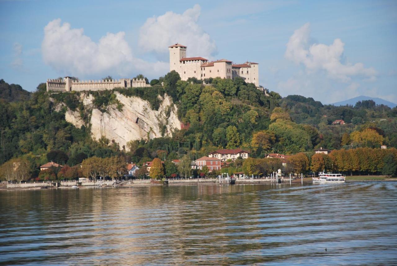 Suite 51 Appartamento Con Terrazzo A 50 Mt Dal Lago - Private Parking (Adults Only) Arona Exteriér fotografie